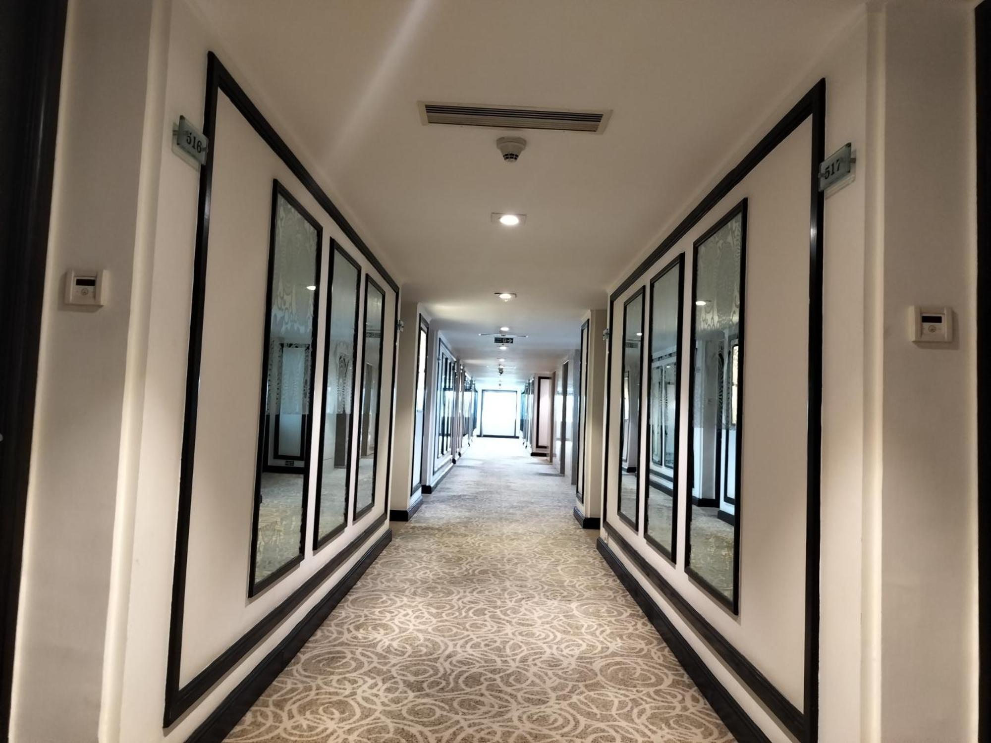 St. Mark'S Hotel Μπανγκαλόρ Εξωτερικό φωτογραφία